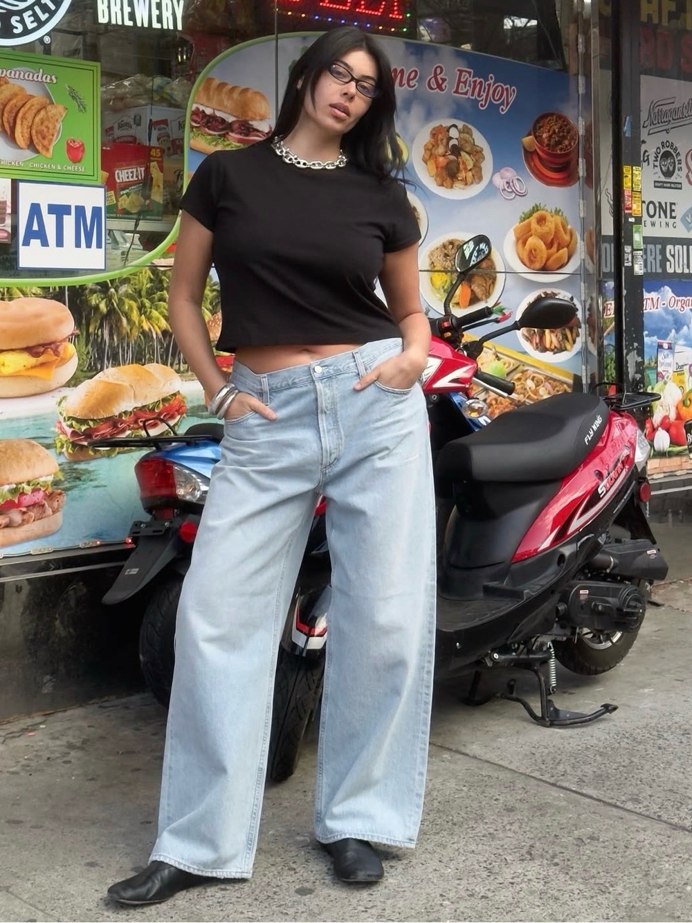 AGOLDE Slouchy Low Rise Baggy Wide Leg Jeans Model Off Duty Scandi Girl Size 27